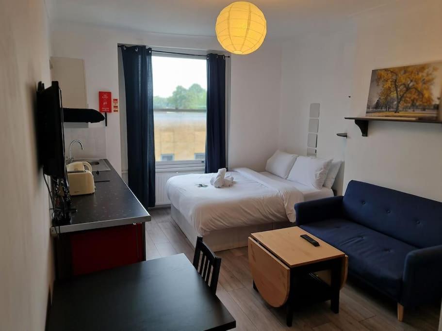 Chic & Modern Studio In Caledonian Rd ロンドン エクステリア 写真