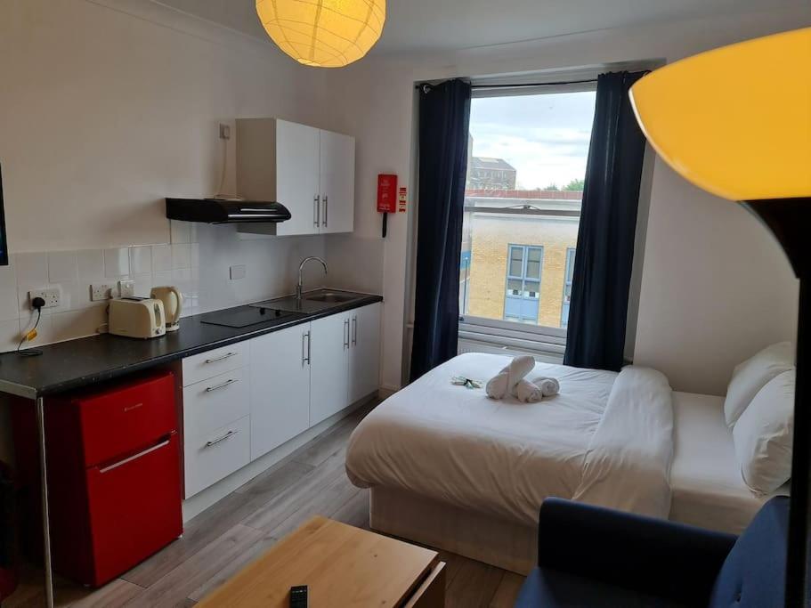 Chic & Modern Studio In Caledonian Rd ロンドン エクステリア 写真