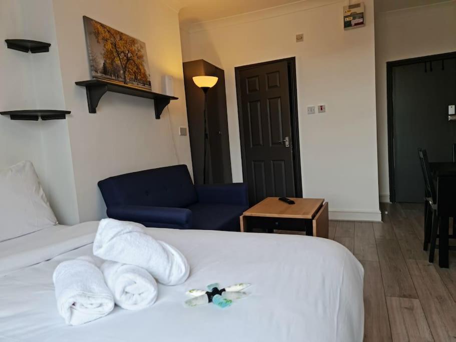 Chic & Modern Studio In Caledonian Rd ロンドン エクステリア 写真